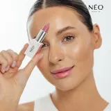NEO MAKE UP Intense Serum Sheer Lipstick - Кремовая помада для увлажнения, 4 г, оттенок 03 Rosy Mist — фото 4