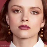 Bobbi Brown Luxe Shine Intense - Увлажняющая блестящая помада, 2 г, оттенок PASSION FLOWER — фото 4