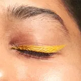 3INA The Color Pen Eyeliner - Подводка для глаз в виде карандаша, 1 мл, оттенок 137 - Yellow — фото 2