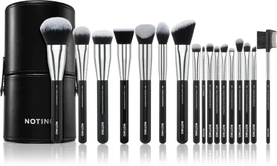 Notino Makeup Brushes Make-Up Artist Professional Make-Up Brush Set - Набор кистей с чехлом, 17 шт