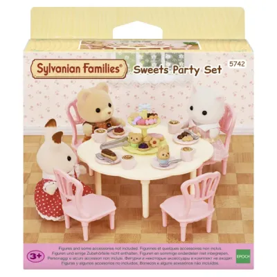 Epoch 5742 — Sylvanian Families «Стол, стулья и сладости» 5742
