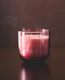 Zara Home Свеча ароматическая Arabian Bloom 400 г, растительный воск, аромат цветочный, Розовый — фото 1