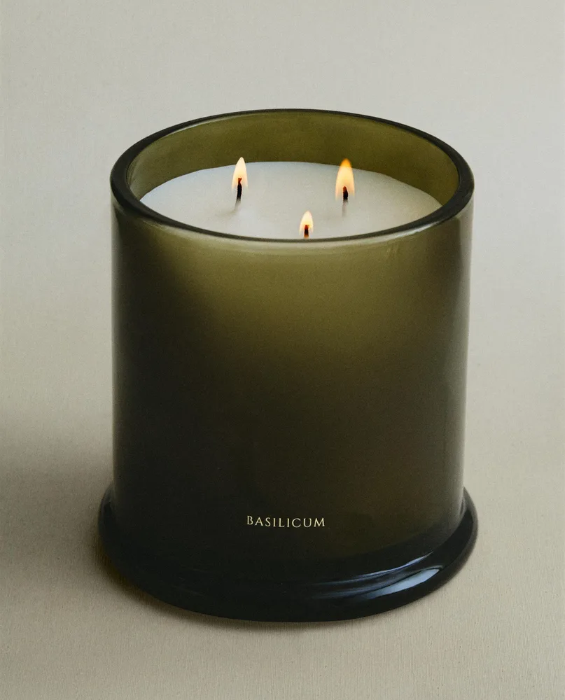 Zara Home Свеча ароматическая Basilicum 500 г, растительный воск, аромат свежий цитрусовый, Горчичный