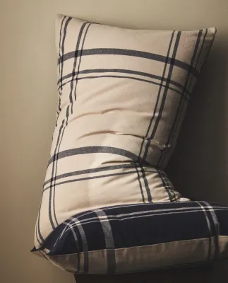 Наволочка Zara Home, хлопок 100%, в клетку, 9120/091