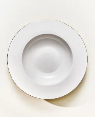 Zara Home тарелка глубокая из костяного фарфора, цвет золотой, 23 см