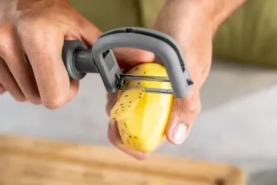 Овощечистка Zwilling Z-Cut, нержавеющая сталь, 16 см · арт. fabr 36610-006-0