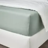 IKEA DVALA (ИКЕА ДВАЛА) — Простыня на резинке, серо-зелёный 120x200 см — фото 4