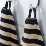 IKEA SLÅNHÖSTMAL (ИКЕА СЛОНХОСТМАЛ) — Полотенце для рук, черное/светло-бежевое в полоску, 50x100 см — фото 4