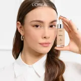 L’Oreal Paris True Match Nude Plumping Tinted Serum - Сыворотка для выравнивания тона кожи, 30 мл, оттенок 2-3 Light — фото 7