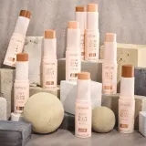 Catrice Soft Glam Filter Stick - Тональная основа в стике, 9 г, оттенок 030 Medium — фото 5