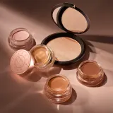 Smashbox x Becca Shimmering Skin Perfector Pressed Highlighter - Розсветлитель, 7 г, оттенок Moonstone — фото 8