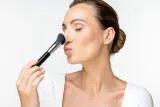 Notino Makeup Brushes Professional Angled Contour Make-Up Brush 141 - Кисть для контурирования, 1 шт — фото 3