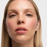 Inglot Cream Stick Blush - Румяна для щек в креме в стике, 6.2 г, оттенок Delicate Coral 210 — фото 6