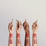 Estee Lauder Pure Color Explicit Slick Shine Lipstick - Помада для губ с высоким блеском, 0.7 г, оттенок Adrenaline Rush — фото 4
