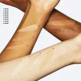 MAC Cosmetics Pro Longwear Concealer - Корректор в жидкости, 9 мл, оттенок NC20 — фото 3