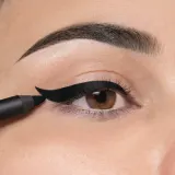 ARTDECO Soft Liner Waterproof - Водостойкий карандаш для глаз, 1.2 г, оттенок 221.10 Black — фото 2