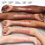 MAC Cosmetics Glow Play Lip Balm - Питательный увлажняющий бальзам для губ, оттенок Candid — фото 4