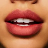 MAC Cosmetics Powder Kiss Lipstick - Матовая помада, 3 г, оттенок Brickthrough — фото 5