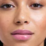 Lumene Lip Glow Oil Balm - Бальзам для губ с маслом, 10 мл, оттенок 3 Berry Cream — фото 4
