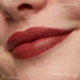 NYX Professional Makeup Smooth Whip Matte Lip Cream - Бархатная помадка с эффектом разглаживания, 4 мл, оттенок 03 Latte Foam — фото 6
