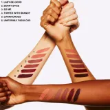 MAC Cosmetics Retro Matte Liquid Lipcolour - Матовая жидкая помада, 5 мл, оттенок Ruby Phew! — фото 5