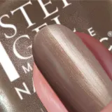 Nails Inc. It’s Topless - Гибридный лак для ногтей для долговременного эффекта, 14 мл, оттенок Khloe — фото 3