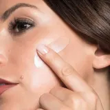 ARTDECO Instant Skin Perfector - База для тонирования под макияж, 25 мл — фото 2