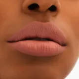 MAC Cosmetics Locked Kiss 24h Lipstick - Трендовая помада с матовым эффектом, 1.8 г, оттенок Mischief — фото 3