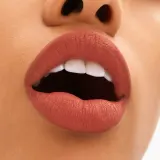 MAC Cosmetics Locked Kiss 24h Lipstick - Трендовая помада с матовым эффектом, 1.8 г, оттенок Mull It Over & Over — фото 4