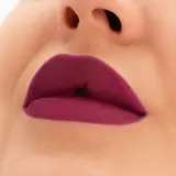 MAC Cosmetics Locked Kiss 24h Lipstick - Трендовая помада с матовым эффектом, 1.8 г, оттенок Rein — фото 4