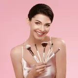 Dermacol Accessories Master Brush by PetraLovelyHair - Кисть для подсветки D59 Rose Gold, 1 шт — фото 5