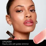 NARS AFTERGLOW LIP SHINE - Увлажняющий блеск для губ, 5.5 мл, оттенок ORGASM — фото 4
