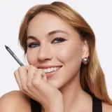 WONDERSKIN 1440 Longwear Eyeliner - Трендовый карандаш для глаз, оттенок Eggplant — фото 2