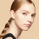 Bobbi Brown Vitamin Enriched Skin Tint SPF 15 - Крем для лица с витаминами, 50 мл, оттенок Fair 1 — фото 4