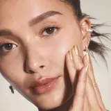 Bobbi Brown Intensive Serum Radiance Primer SPF25 - База под макияж, тональный крем SPF 25, 40 мл — фото 3