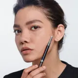 L’Oreal Paris Infaillible 24h Filling Triangular Pencil - Точный водостойкий карандаш для бровей, 1 мл, оттенок Dark Blonde — фото 3
