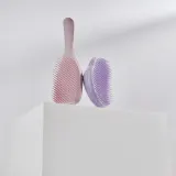 Tangle Teezer Ultimate Detangler Millenial Pink - Плоская щетка для всех типов волос, 1 шт — фото 5
