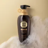 DAENG GI MEO RI New Gold Special Shampoo - Укрепляющий шампунь для жирных волос, 500 мл — фото 4