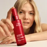 Wella Professionals Ultimate Repair Miracle Hair Rescue - Сыворотка для волос без смывания с распылителем для поврежденных волос — фото 6