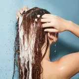 Olaplex N4C Bond Maintenance - Глубоко очищающий шампунь — фото 3