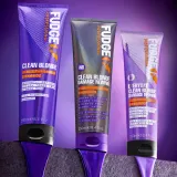 Fudge Everyday Clean Blonde Damage Rewind Shampoo - Нежный шампунь для ежедневного использования для светлых волос и с балаяжем, 250 мл — фото 5