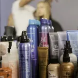 Bumble and bumble Bb. Heat Shield Thermal Protection Mist - Спрей для защиты волос от высокой температуры — фото 8