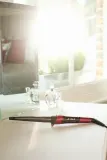 Плойка-конус для завивки волос Remington Silk Curling Wand CI96W1 без утяжеления волос, 1 шт — фото 3