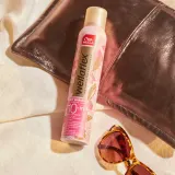 Wella Wellaflex Sensual Rose - Сухой шампунь с нежным ароматом цветов, 180 мл — фото 5
