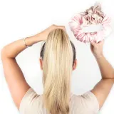 Резинка-бигуди для локонов Brushworks Heatless Curling Scrunchie без нагрева, 1 шт — фото 3