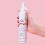 milk_shake Leave-in Treatments Whipped Cream - Увлажняющий безополасочный уход для окрашенных волос Flower Fragrance, 200 мл — фото 2