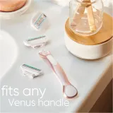 Gillette Venus Deluxe Smooth Sensitive - Бритва + сменные лезвия RoseGold, 3 шт — фото 5