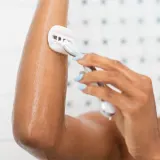 Бритва женская Gillette Venus ComfortGlide Sugarberry 5 лезвий, с увлажняющими полосками, 1 шт z wymienną głowicą — фото 5