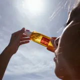 Dr Irena Eris SPA Resort Vibrant Rio - Увлажняющее масло для загара для ухода за кожей SPF 50, 200 мл — фото 3