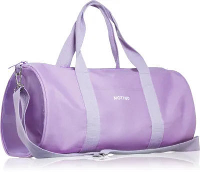 Спортивная сумка Notino Sport Collection Travel bag с регулируемыми ремнями и сетчатыми боками, 45 × 23 × 23 см Purple